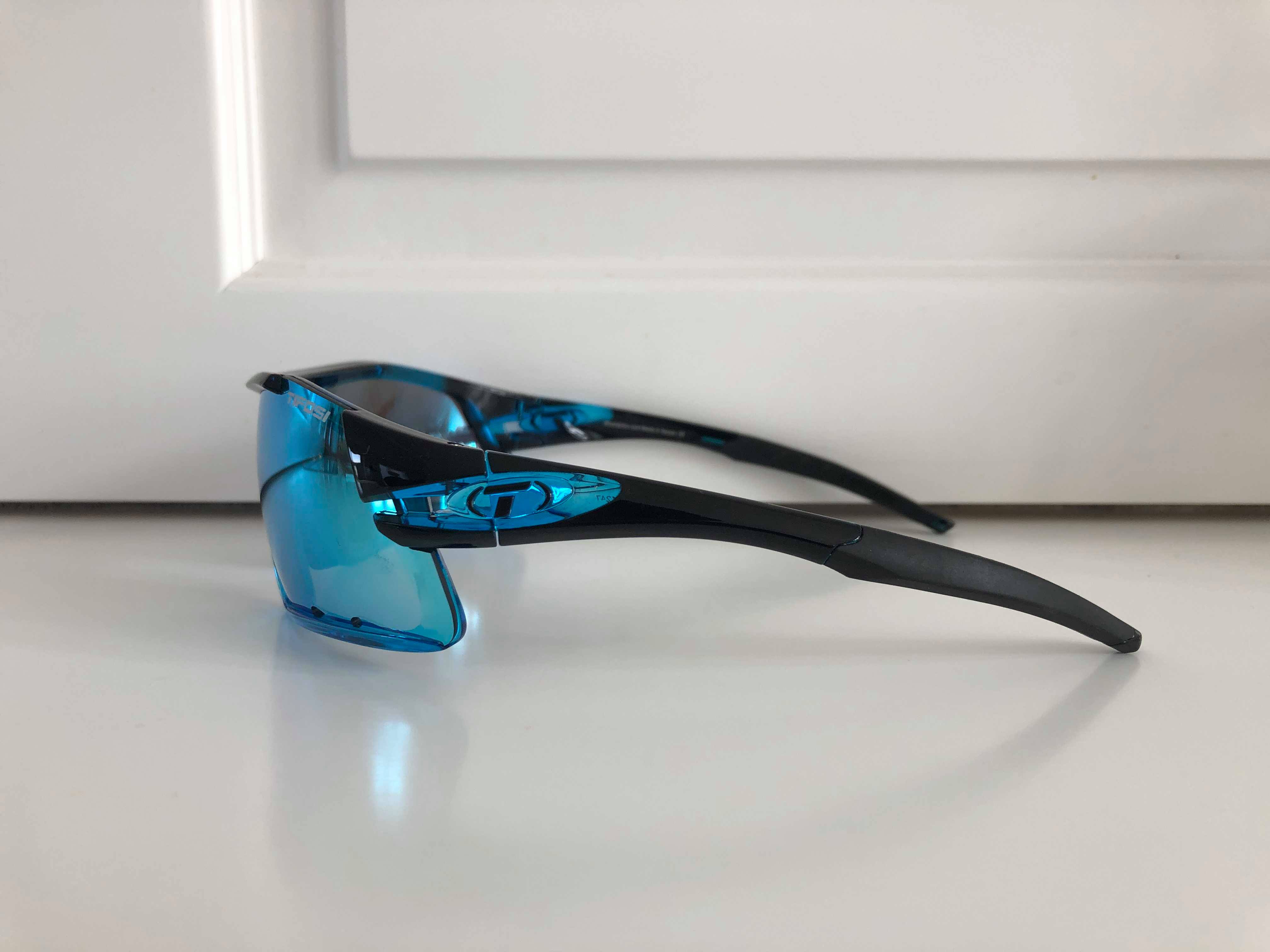 niece excentrisk dyd Test: Tifosi Davos solbriller | CykelStart.dk